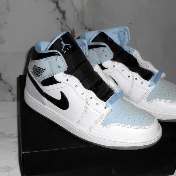 Men's Air Jordan 1s Ice Blue/White - Picture 2 of 14